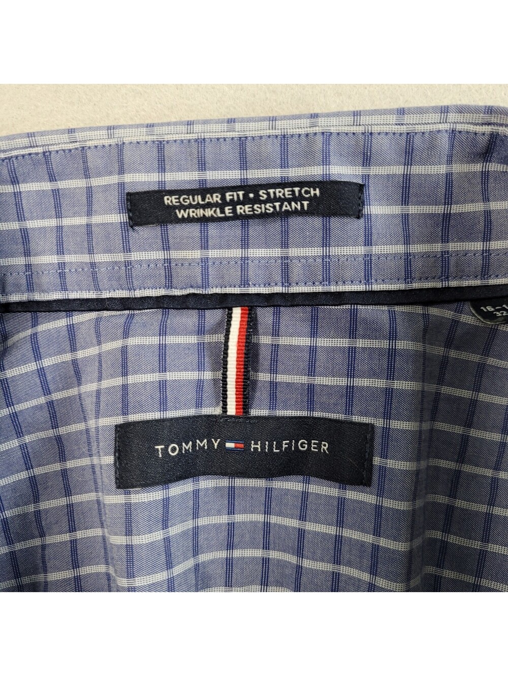 Tommy Hilfiger Mens Shirt L Regular Fit Stretch Blue Plaid Dress Long Sleeve 16 - Picture 2 of 8